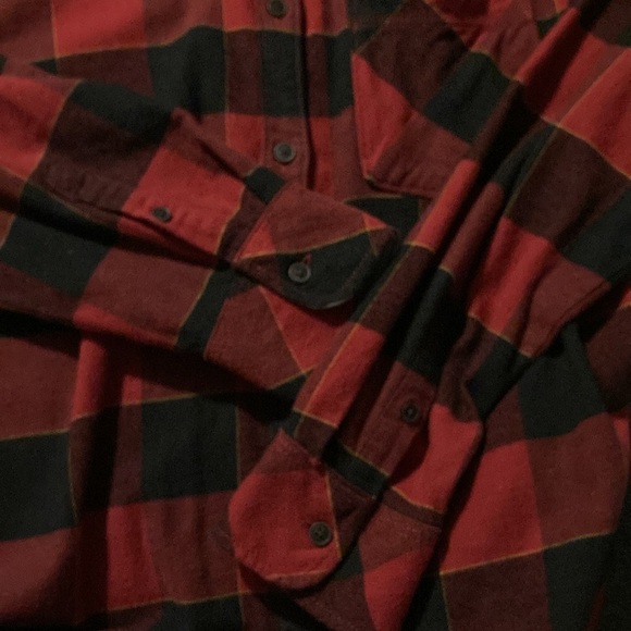 Wind River red/black plaid button down farmer shirt. - Picture 6 of 8